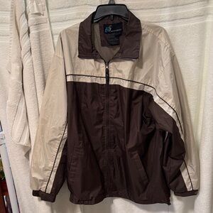 I5 Apparel Men's Lightweight Windbreaker Rain Jacket /closet
